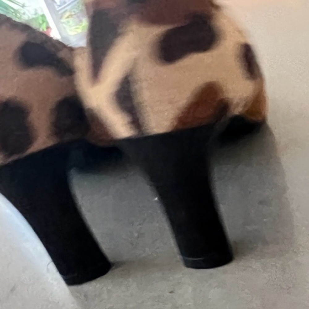 Casadei Italy Animal print Suede. Pointed Toe Size UK 5, Aust 6.5 - Picture 6 of 7